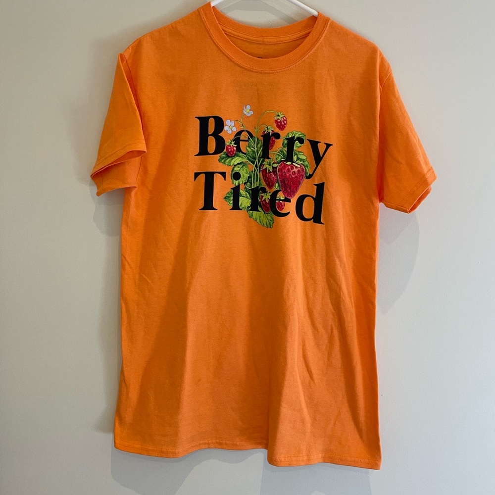 Berry tired graphic tshirt